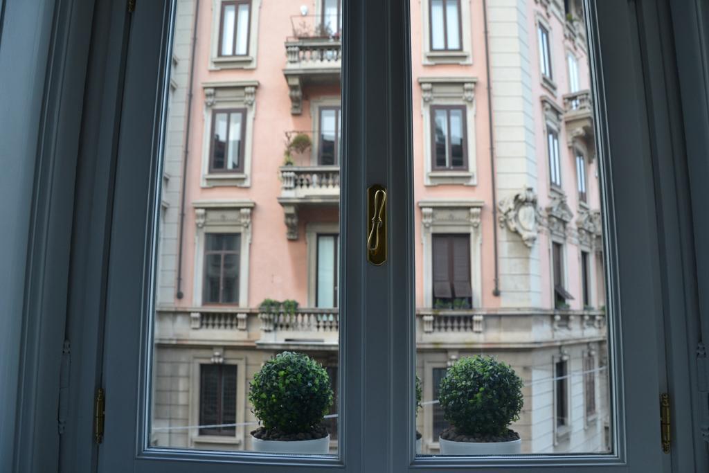 Lis Apartment Мілан Екстер'єр фото
